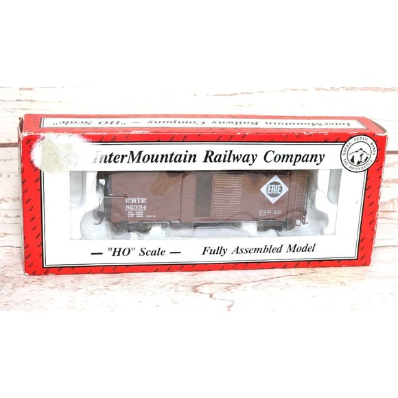 Intermountain Railway Company HO Scale Collectible Model Train - Picture 1 of 12